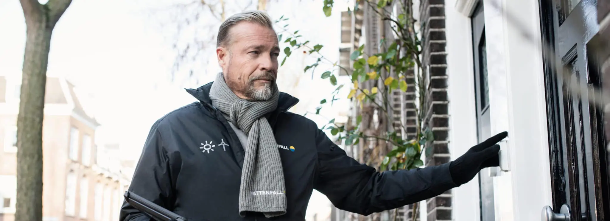 Bedrijfskleding casual Vattenfall verkoper met softshell en shawl