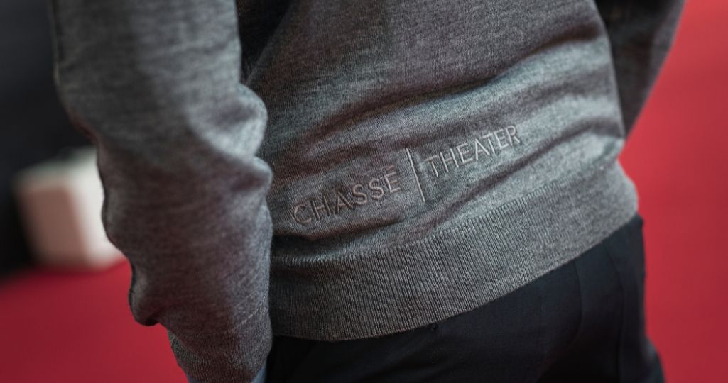 Bedrijfskleding Chassé Theater Sweater logo