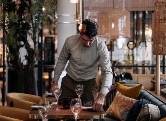 Bedrijfskleding Vermaat & Rituals Blouse Tafel afruimen